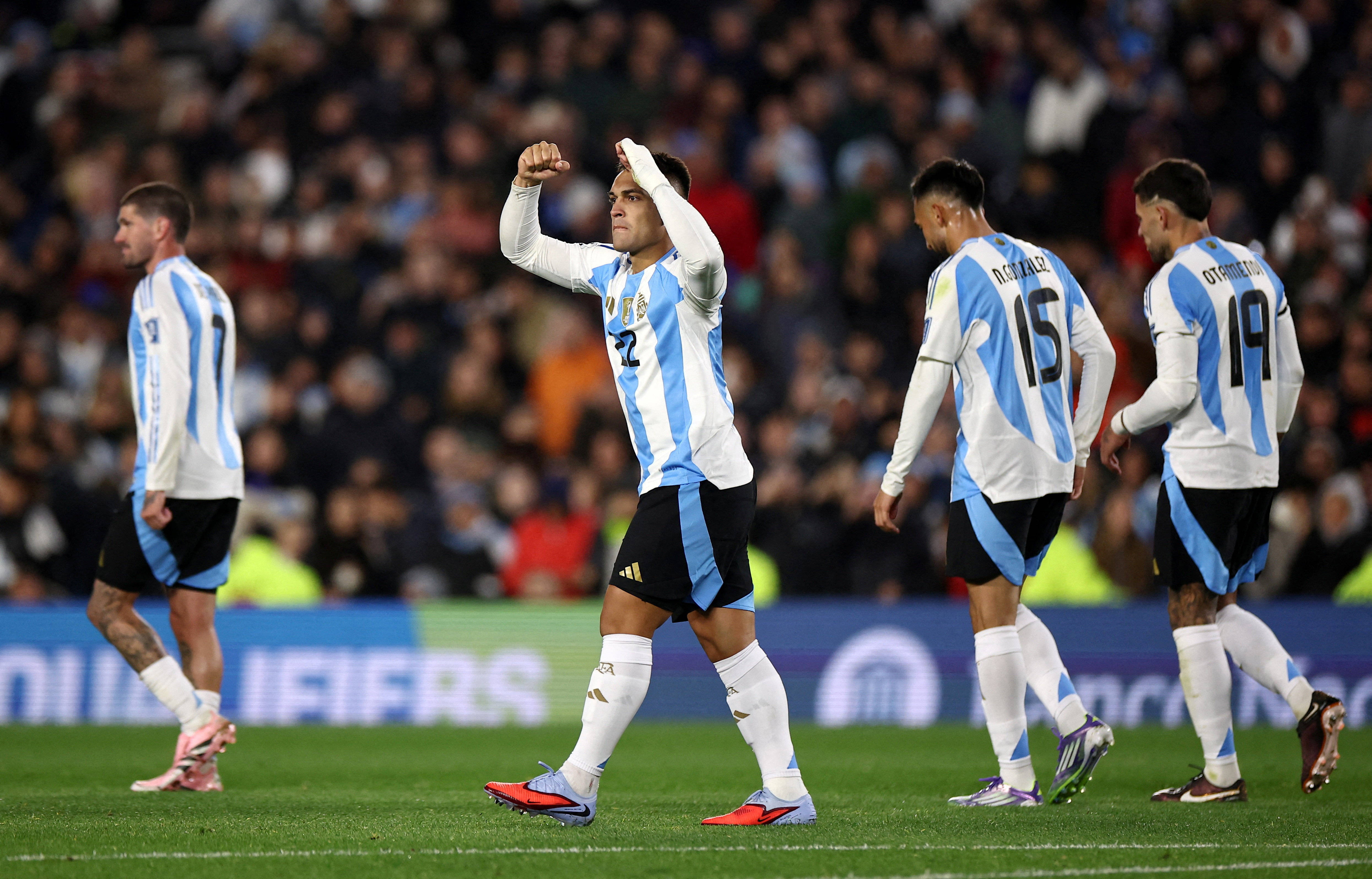 BTi体育-19年篮球世界杯阿根廷篮球队成员